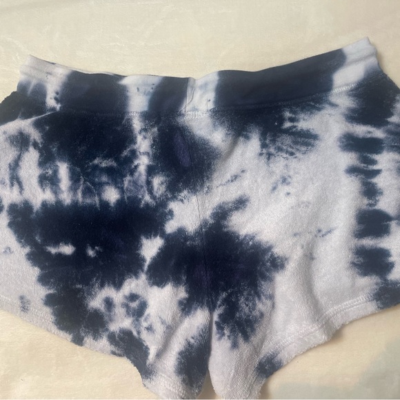 Penn state tie dye terry cloth shorts. - Picture 3 of 3